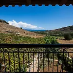 Pontinos Hébergement de vacances Míloi