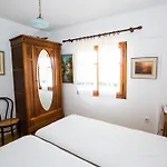 Pontinos Hébergement de vacances *