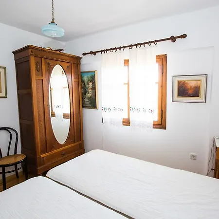 Pontinos Holiday home *