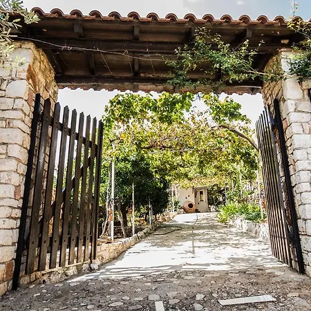 Casa vacanze Pontinos Míloi