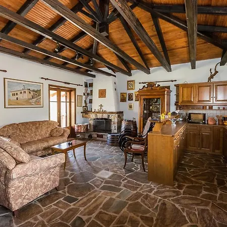 Prázdninový dům Pontinos *