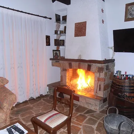 Pontinos Holiday home *